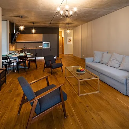 Old Loft Interior Style With 2 Bedrooms *