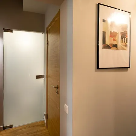 Old Loft Interior Style With 2 Bedrooms * ريغا